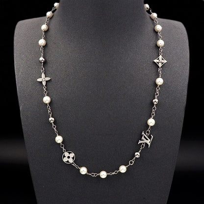 LOUIS VUITTON LV PEARLS NECKLACE SILVER M02448