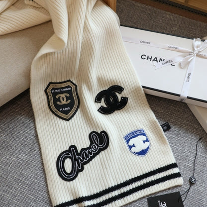 Chanel 24B Cashmere Knitted Badge Scarf White 180Cm