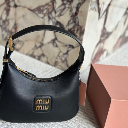 MIUMIU HOBO BAG BLACK 23CM