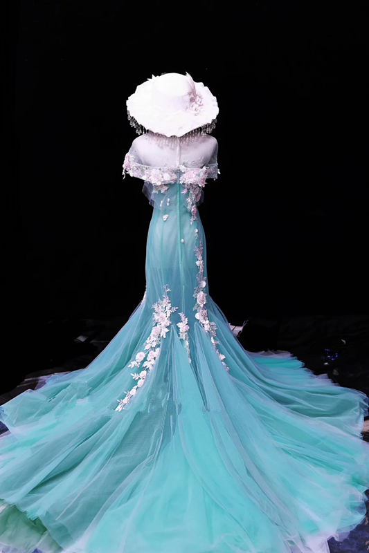 Light green fitted, bodycon, long ball gown with a fishtail hem R8684