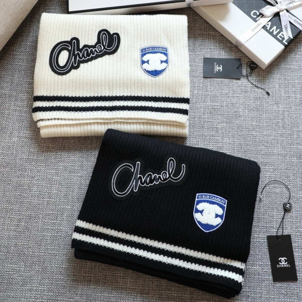 Chanel 24B Cashmere Knitted Badge Scarf White 180Cm