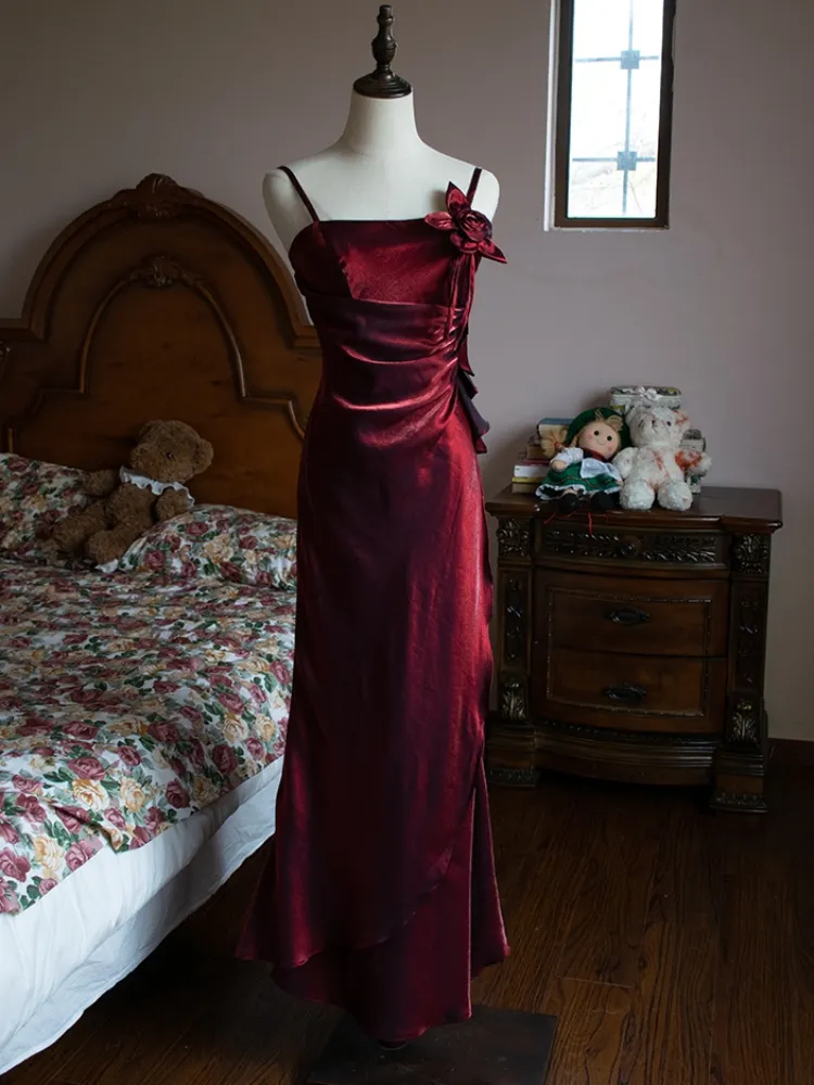 Burgundy Vintage Floral Embellished Evening Gown Charming Party Evening Dress cc1507
