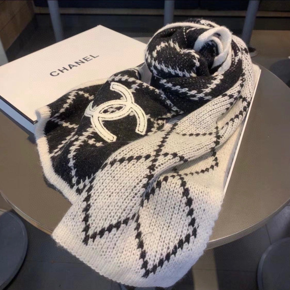 Chanel Cashmere Silk Quilted Cc Scarf Black White 195Cm