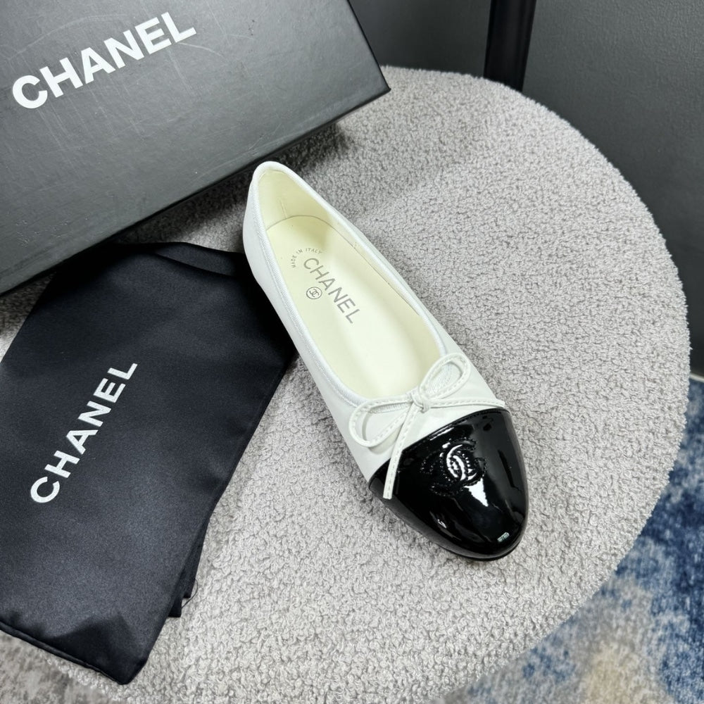 Chanel Ballerina Flat Shoes In White
