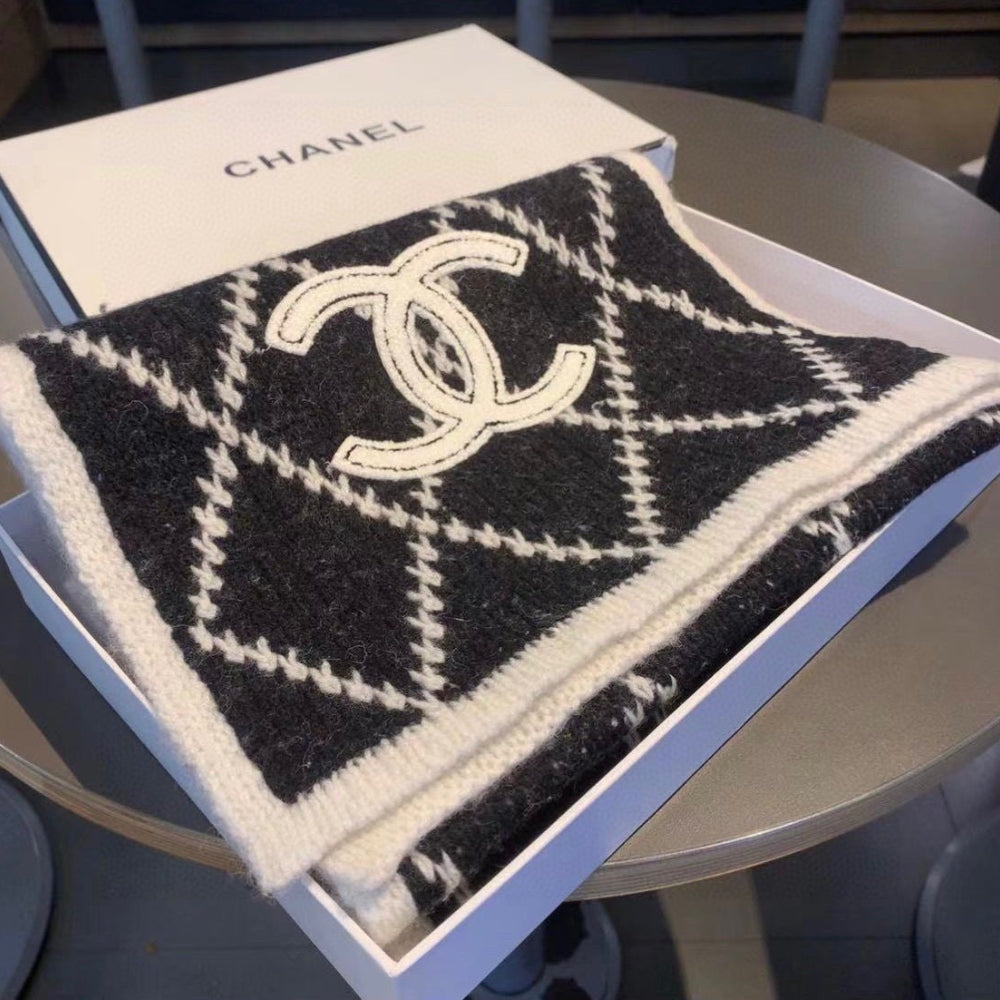 Chanel Cashmere Silk Quilted Cc Scarf Black White 195Cm