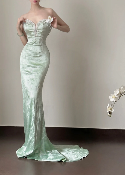 Light green strapless, waist‑cinching, slim‑fit, bodycon sexy long ball gown R8003