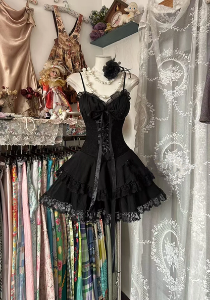 Black halter-neck, fitted short ball gown R7497