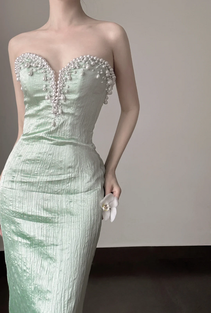 Light green strapless, waist‑cinching, slim‑fit, bodycon sexy long ball gown R8003