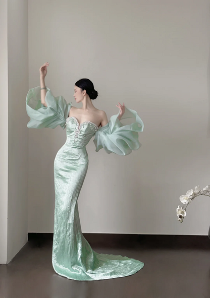 Light green strapless, waist‑cinching, slim‑fit, bodycon sexy long ball gown R8003