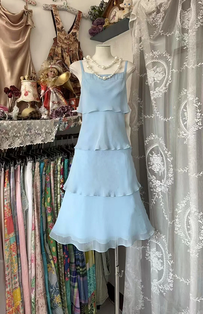 Light blue halter-neck, fitted midi ball gown R7884