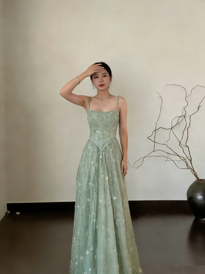 Pretty Green Spaghetti Straps Tulle Sequin Beaded A Line Long Wedding Guest Dress Formal Party Dress Prom Gown  SP1548