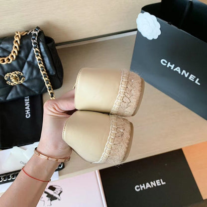 Chanel Espadrilles Shoes In Beige G29762