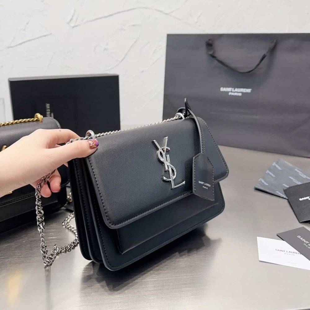 Saint Laurent Sunset Medium Chain Bag In Smooth Black With Silver Hardware 22Cm 442906D420N1000