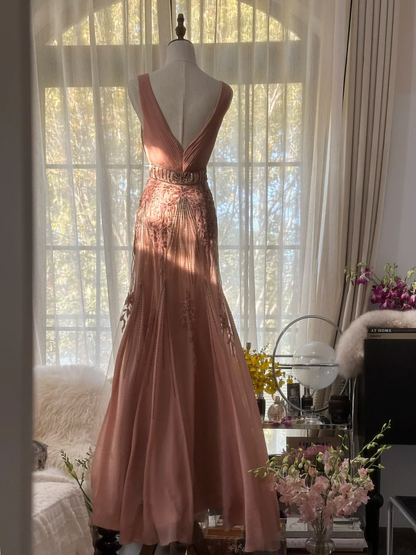 Nude pink V-neck fitted waist bodycon sexy long ball gown R7734