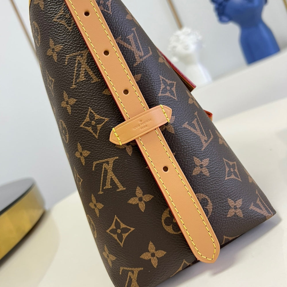 Louis Vuitton CarryAll PM Bag Monogram Canvas 28.9 Cm M46203