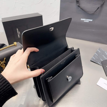 Saint Laurent Sunset Medium Chain Bag In Smooth Black With Silver Hardware 22Cm 442906D420N1000