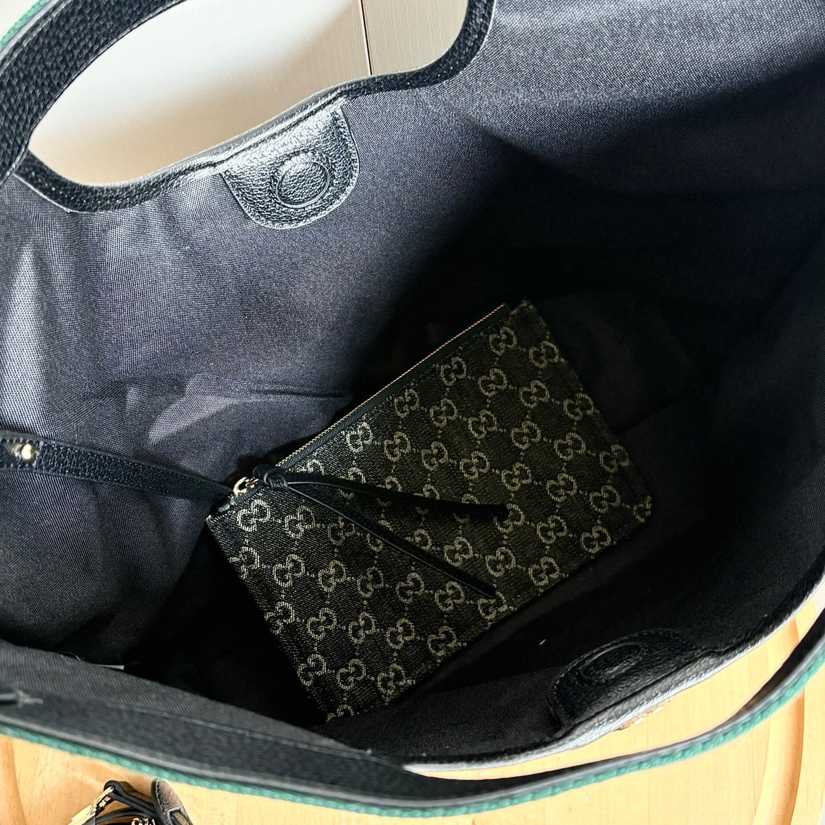 Gucci Giglio Large Tote Bag Black And White GG Denim 39Cm ‎
