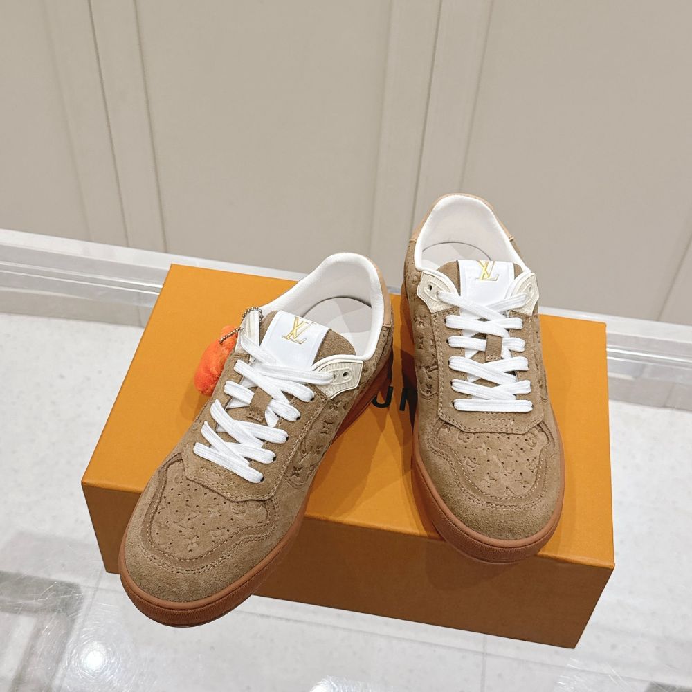 Louis Vuitton LV Stadium Sneaker Beige 1AGXPU
