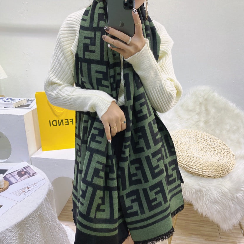 EN – Luxury FEI Scarf 006