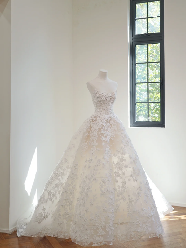 Off-white strapless floral appliqué fitted waist puff skirt long ball gown/bridal dress R8465