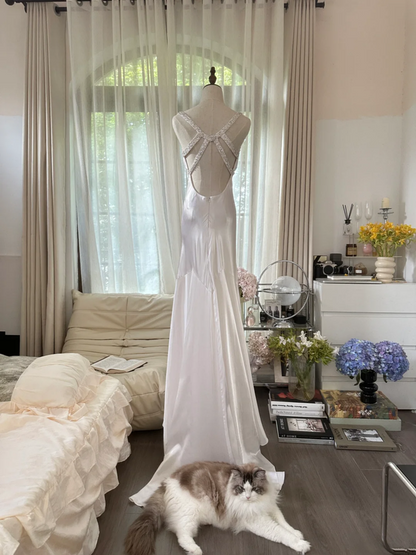 White halter-neck fitted backless sexy long ball gown R7766