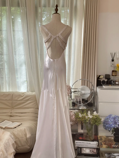 White halter-neck fitted backless sexy long ball gown R7766