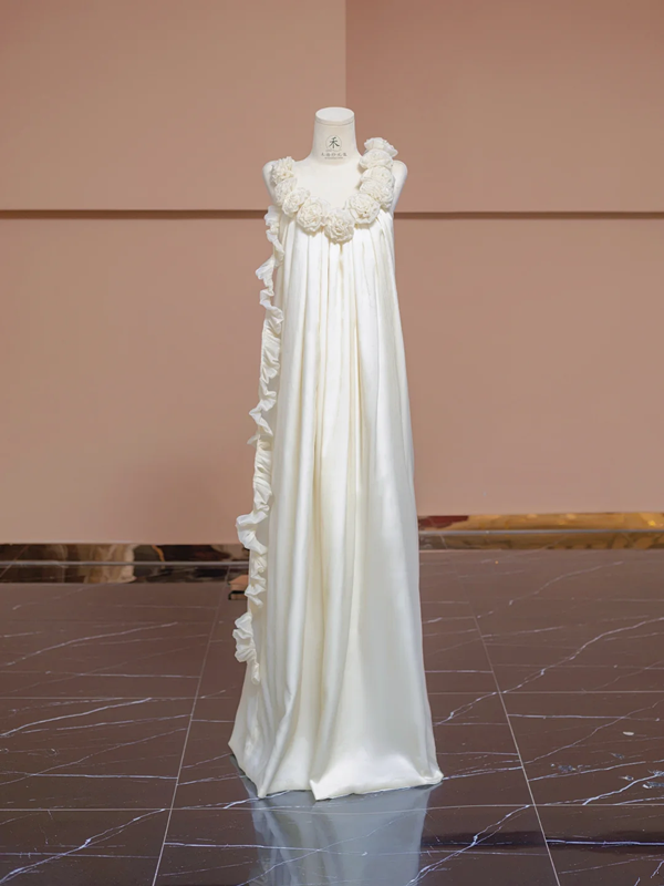 Off-white halter-neck straight long ball gown, bridal dress R8318