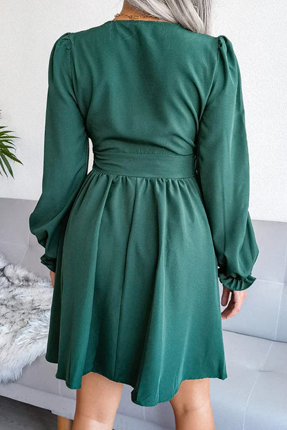 Fashionable and elegant solid color split and pleated waist skirt for evening dressing