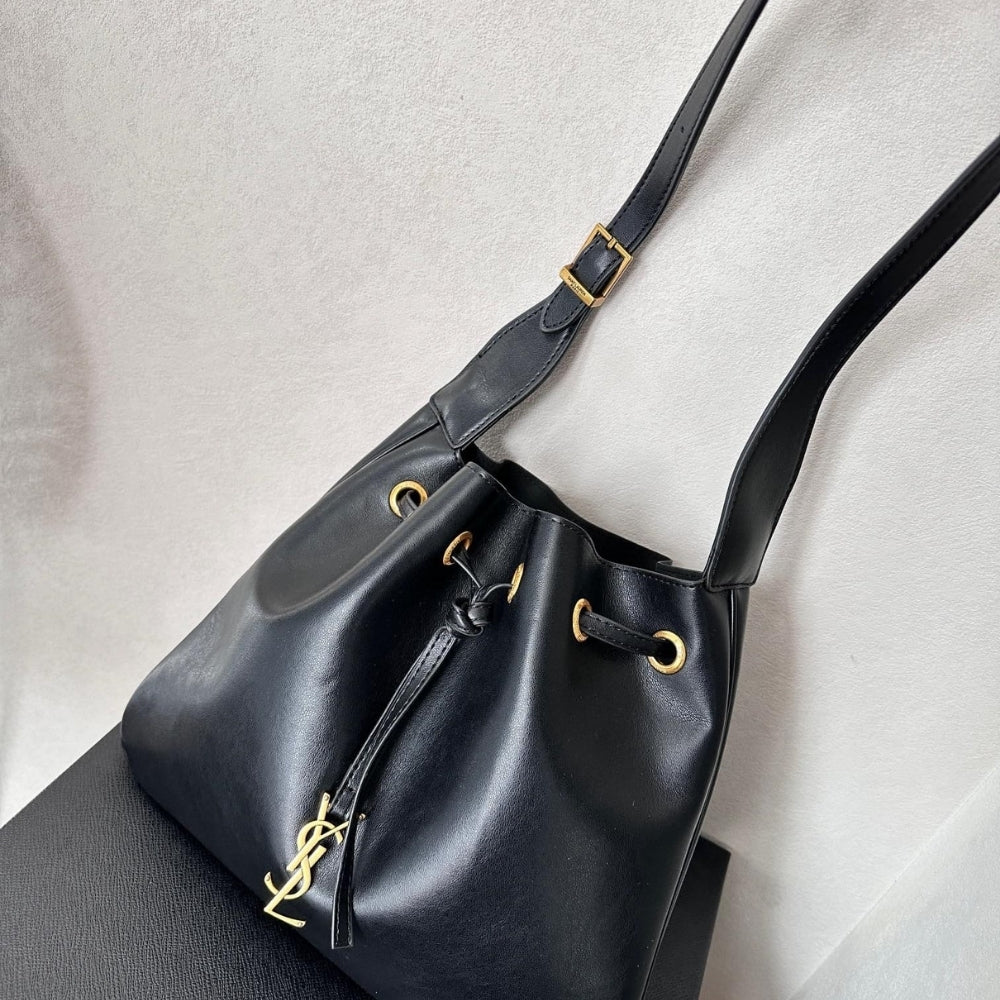 Saint Laurent Paris VII Medium Flat Hobo Bag In Smooth Black 28Cm 697941AAAMD1000