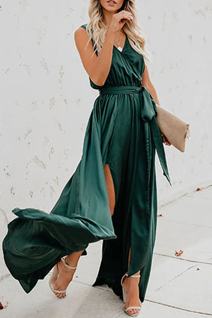 Elegant solid color high opening V-neck sleeveless evening dress