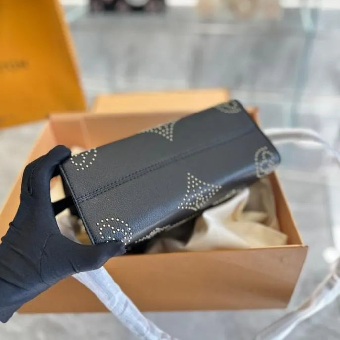Louis Vuitton ONTHEGO PM BLACK M46733