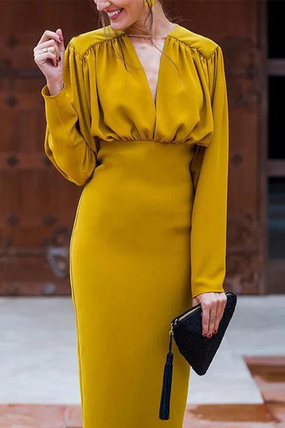 Elegant solid color pleated V-neck one-step dress for evening dress