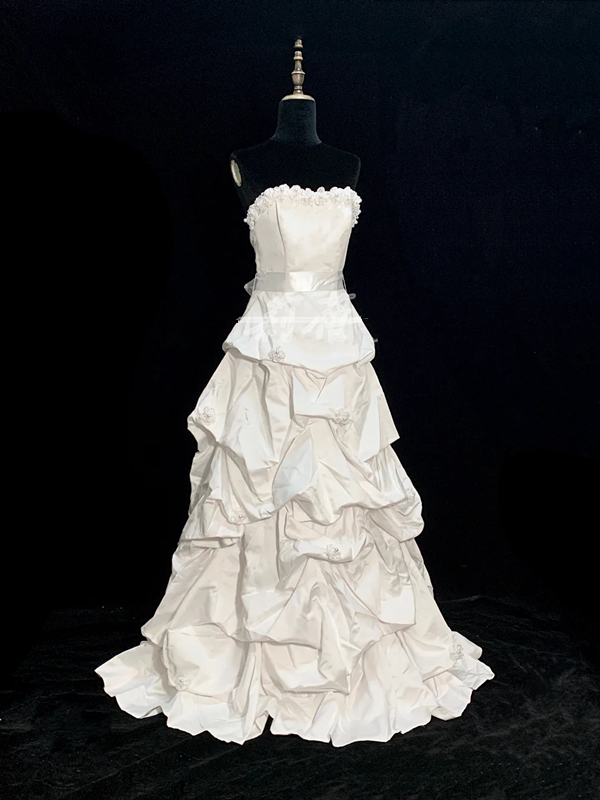 White strapless fitted long ball gown R8688