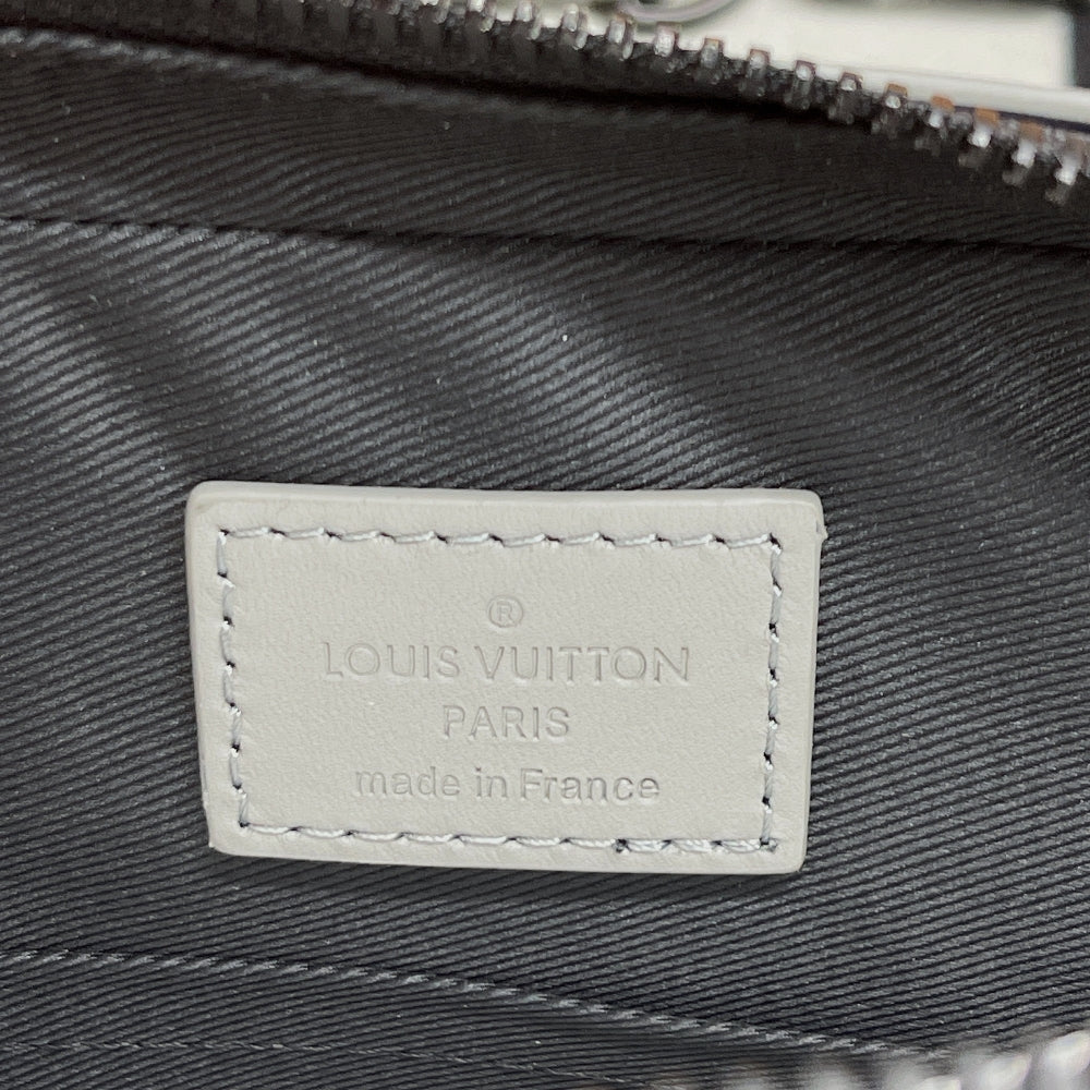 Louis Vuitton Duo Messenger Monogram Shadow Anthracite Gray 26Cm LV M46104