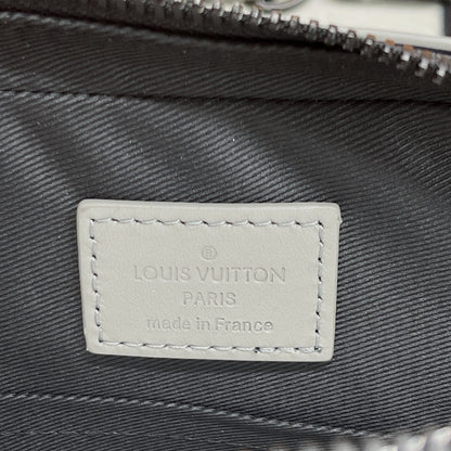 Louis Vuitton Duo Messenger Monogram Shadow Anthracite Gray 26Cm LV M46104