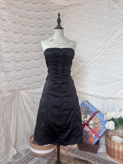 Black Strapless Waist-hugging Fitted A-Line Party & Evening Gown gh7144