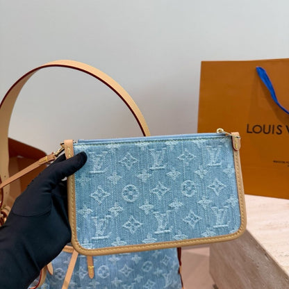 Louis Vuitton Carryall PM Blue 30Cm