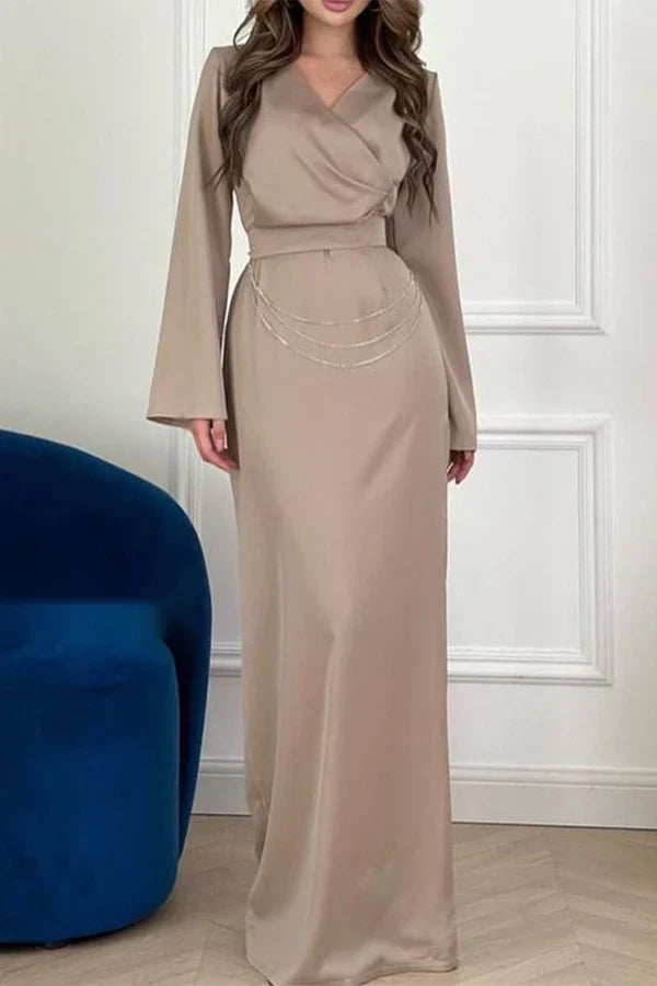 Elegant solid metal accessories with decorative V-neck one-step dress for evening dressing