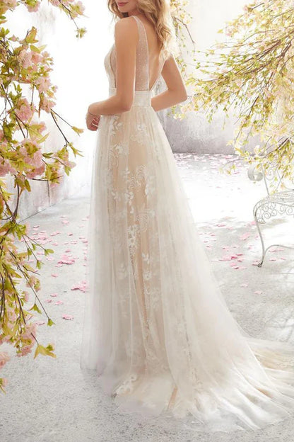 Sexy formal attire with solid lace V-neck evening dress