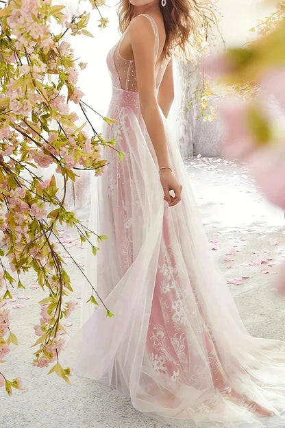 Sexy formal attire with solid lace V-neck evening dress