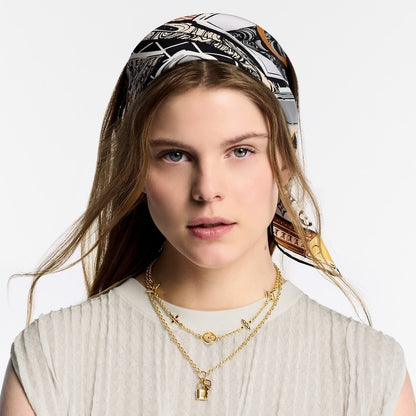 Louis Vuitton LV Iconic Charm Necklace Gold M02494