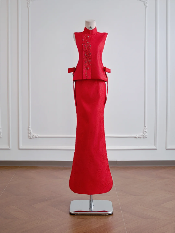 Red sleeveless fitted waist top and sexy bodycon skirt set for a ballroom gown R8176