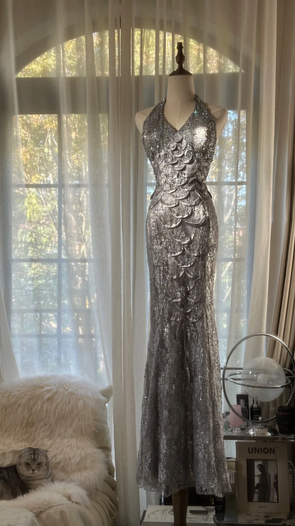 Silver halter neck, fitted waist, bodycon, sexy, high-end long ball gown R7737