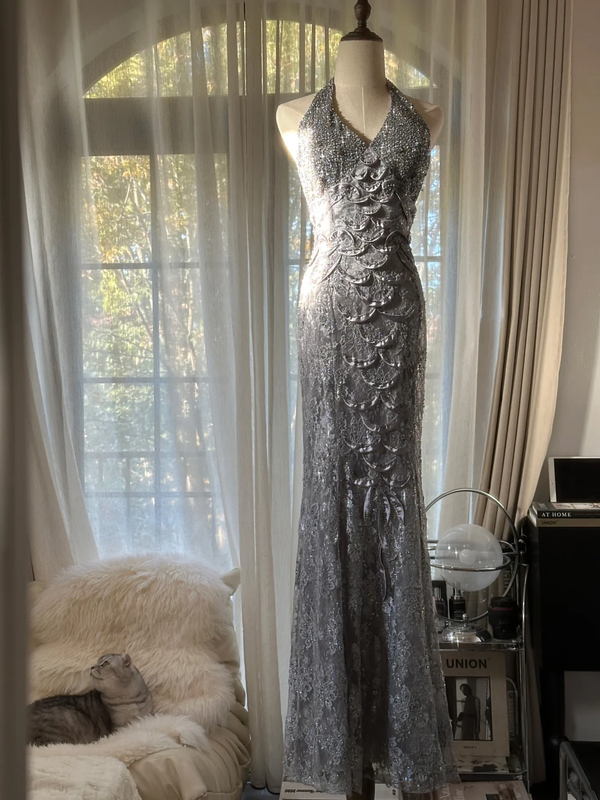 Silver halter neck, fitted waist, bodycon, sexy, high-end long ball gown R7737
