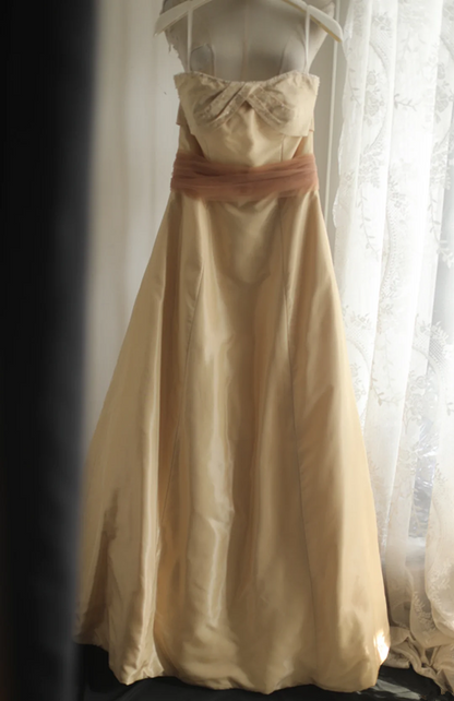 Retro light yellow strapless fitted A-line long ball gown R6781