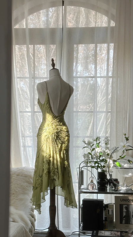 Light green halter-neck fitted midi ball gown with an asymmetrical hem R7697