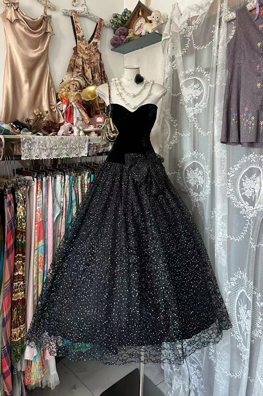 Black strapless fitted waist long ball gown with white polka dot skirt R7848