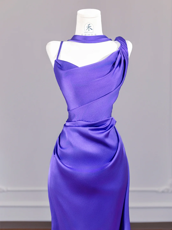 Deep purple halter-neck fitted bodycon long ball gown R8263
