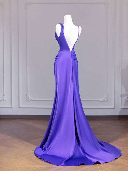 Deep purple halter-neck fitted bodycon long ball gown R8263