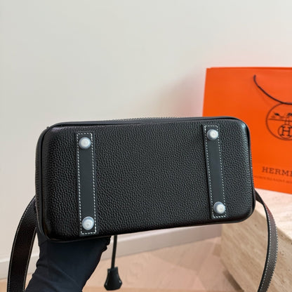 Hermès Birkin Black Pebbled  with Gold Lock and Clochette 25cm